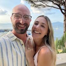 Rosa Shields (@rosajshields)