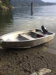 12 Foot Welded Aluminum Boat The Skiff Was Built From Online Plans That You Can Download Boat Aluminum Boat Boat Building