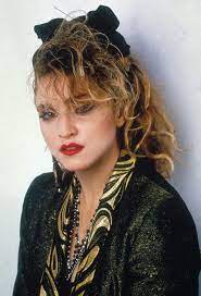 Madonna Icone De Mode Des Annees 80 Coiffures Des Annees 80 Coiffure Annee 80 Idees De Coiffures