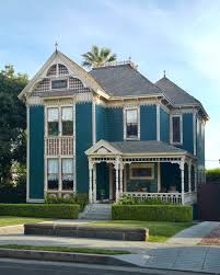 That is when the victorian mansion began when the us improved its economic and social level and the construction of houses had a great boom. The Victorian Era Color Collection Design Trends