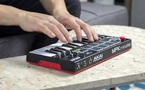 To create a map package, arcmap first downloads all data and then combines it with the mxd file into the resulting mpk file. Akai Professional Releases Mpk Mini Play Battery Powered Keyboard