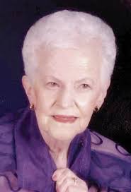 Helen Givens's Instagram, Twitter & Facebook