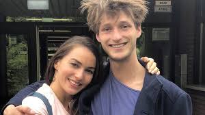 Show more posts from renata_lusin. Wann Hat Let S Dance Renata Gemerkt Wie Gut Moritz Tanzt Promiflash De