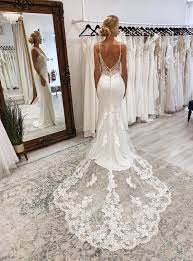 Etoile Paris Wedding Dress Rent Luxury Bridal Gowns From Bridal Wardrobe Bridal Wardrobe Luxury Bridal Bridal Elegance