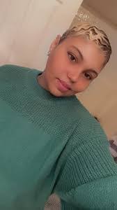 Renee Appling's Instagram, Twitter & Facebook