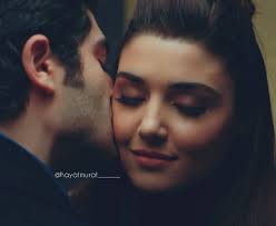 Pin By Lubna Lateef On Hande Ercel Couple Photos Photo Hayat And Murat