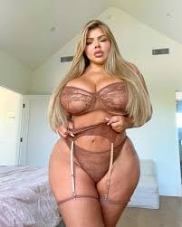 Busty BBW Porn