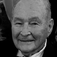 Patrick Grundy's Instagram, Twitter & Facebook