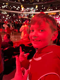 Jennifer Nellis (@NellisJen)