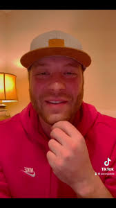 Aaron Janda's Instagram, Twitter & Facebook