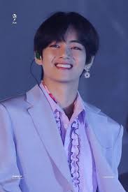 Taehyung v funny moments 2020 comp | bts v funny moments credis; ëˆ„ë‚˜ë¹„ Nuna V On Twitter Kim Taehyung Taehyung Smile Taehyung