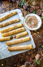 Discover our best filo pastry recipes that. Filo Pastry Mince Pie Rolls Veggie Desserts