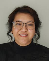 Jennifer Pries's Instagram, Twitter & Facebook