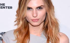 In 2012, she became american apparel's first openly transgender model and in 2014, she was featured on the cover of c☆ndy magazine with 13 other transgender women. Andreja Pejic 1 Transgender Model In Vogue Woman At