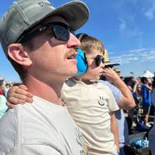 Anyone have a good recommendation for a child size headset?