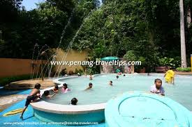 Tak perlu khawatir, karena kolam ini kolam air panas pribadi. Kolam Air Panas Ara Panjang Di Perak Lokasi Mandi Manda Yang Indah Untuk Pelancong Tempat Menarik
