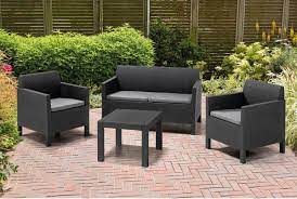 Vasi e soluzioni per fiori e piante. Leroy Merlin Arredo Giardino 2020 15 Idee Per Un Giardino Stiloso