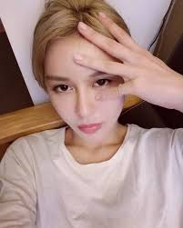 Bị bạn trai chê xấu, cô gái chịu đau đớn đập đi xây lại hơn 30 lần