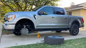 This super crew has the xtr edition 4x4 package, slightly lifted with fresh. 2021 Ford F 150 Suspension Deep Dive Autoblog