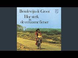 Hoe lacht vergenoegd de zakenman zonder mededogen die concurrent verslagen vindt zelf haast failliet gaat. Cover Versions Of Jimmy By Boudewijn De Groot Secondhandsongs