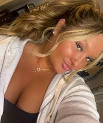 Olivia Shepherd's Instagram, Twitter & Facebook