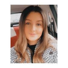 Taylor Groth's Instagram, Twitter & Facebook