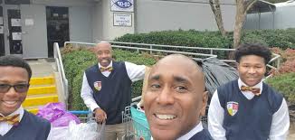 Inspiring Service In The Public Interest**: On Thanksgiving Day, The Men of  the Chicago (IL) Alumni Chapter, Kappa Phi Chapter and the Kappa Leadership  Institute of Chicago (the "Kappa League") partnered with