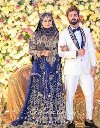 Pin By Tika Ahwalat On Pengantin Muslimah Wedding Muslim Wedding Dress Hijab Bride Bridal Hijab Styles