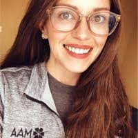 Erin Mizer's Instagram, Twitter & Facebook