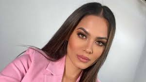 La nueva miss universo colombia, que es comunicadora social y periodista de profesión, participó en el concurso nacional de belleza en 2018, también representó al departamento de bolívar y obtuvo el ¿hubo fraude en la elección de miss universo? Miss Universo 2021 Ellas Son Las Candidatas Latinas A La Corona Mamaslatinas Com