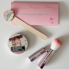 Sanatin Sakli Sirlari The Balm Mary Lou Manizer Aydinlatici The Balm M Makyaj Makyaj Urunleri Urunler
