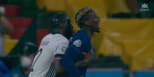 El defensa alemán antonio rudiger lamentó este miércoles su acción desafortunada de dar una mordida en la espalda a paul pogba durante un. Video Rudiger Appears To Bite Pogba During France Clash