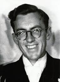 𝗔 𝘄𝗮𝗿-𝘁𝗶𝗺𝗲 𝘁𝗿𝗮𝗴𝗲𝗱𝘆 𝗮𝘁 𝗣𝘂𝗸𝗲𝗿𝘂𝗮 𝗕𝗮𝘆 On 15 May 1942  Arthur Collin rode his motorcycle to the Nurses' Home at Wellington Public  Hospital where he picked up his sister Marie. This was