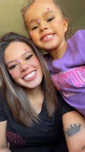 Erin Fetters's Instagram, Twitter & Facebook