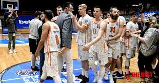 Νέα, πρόγραμμα, εισιτήρια, επίσημα προϊόντα της. Live Layrio Promh8eas Mpasket Thebest Gr