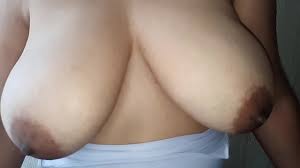 Big tits bouncing for your masturbation - XNXX.COM