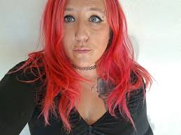 I need more engagement guys. Can yall help me out? Say something when you  see this post 🥰