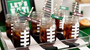 So get the ppc, or the party planning committee, together to decide on a budget and plan how to decorate. Throw A Festive Super Bowl Party With These Diy Decor Ideas Gma