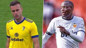Han spiller hovedsageligt som midterforsvarer for cadiz i la liga. 0bgq7jqpi67n2m