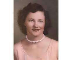 Lori Applegate's Instagram, Twitter & Facebook