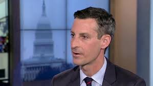 Former CIA analyst: Trump's tweeting 'makes us a laughing stock'