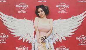 Klovers termasuk selera pedangdut hot ini? Cupi Cupita Pakai Busana Transparan Sambil Pamer Goyangan Panas Netter Ramai Beri Komentar Pedas