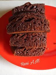 Sajian kue bolu caramel sarang semut adalah hidangan yang enak dan lezat. Facebook