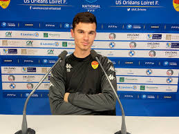 Jean castex tiendra une nouvelle conférence de presse ce soir. J13 La Conference De Presse Du Coach Claude Robin Et De Loic Goujon Us Orleans Loiret Foot