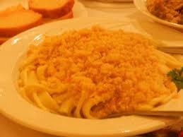 Belly Of The Pig Zehnder S Of Frankenmuth Review Buttered Noodles Fruit Salad Yummy Yummy Recipes