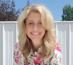 Serenity Living Center in Ottawa is seeking applicants for second shift  STNA/caregivers. PM for more information!