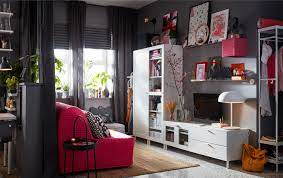 Memiliki ruang tamu minimalis berukuran terbatas tentu bukan masalah apabila anda dapat menyiasati dan menatanya dengan tepat. Inspirasi Perabot Ruang Tamu Ikea Malaysia Ikea