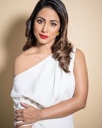 Pin By Kallishwari On Hina Khan In 2020 Beautiful Indian Actress Most Beautiful Indian Actress Bollywood Girls