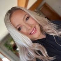 Valerie Hogue's Instagram, Twitter & Facebook