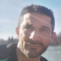 30+ perfiles de «Daniel Amat»